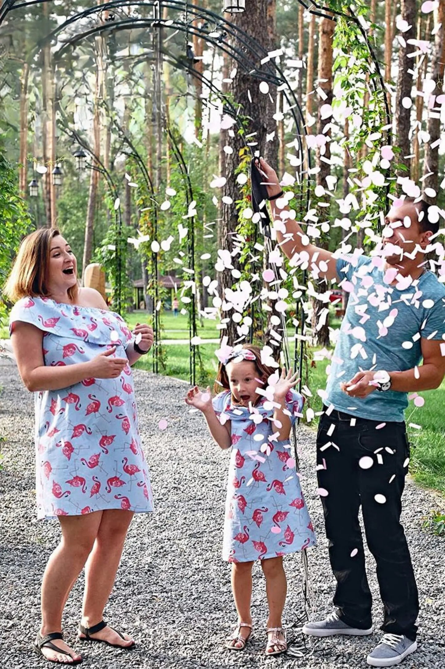 Baby Shower / Gender Reveal Balloon with Question Marks - Paper Confettis inside (Baby Pink/Baby Blue)